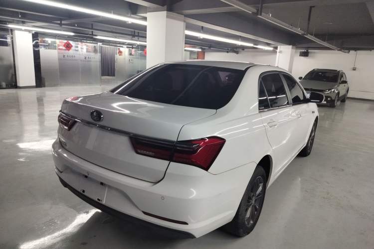Used BYD Qin 2019 1.5L Automatic Prestige Model Rear Right 45 Deg