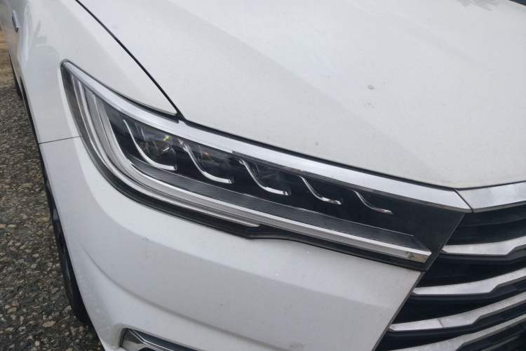 Used BYD Qin 2019 1.5L Automatic Luxury Model Right Front Headlight