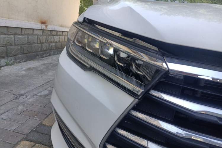 Used BYD Qin 2019 1.5L Automatic Luxury Model Right Front Headlight