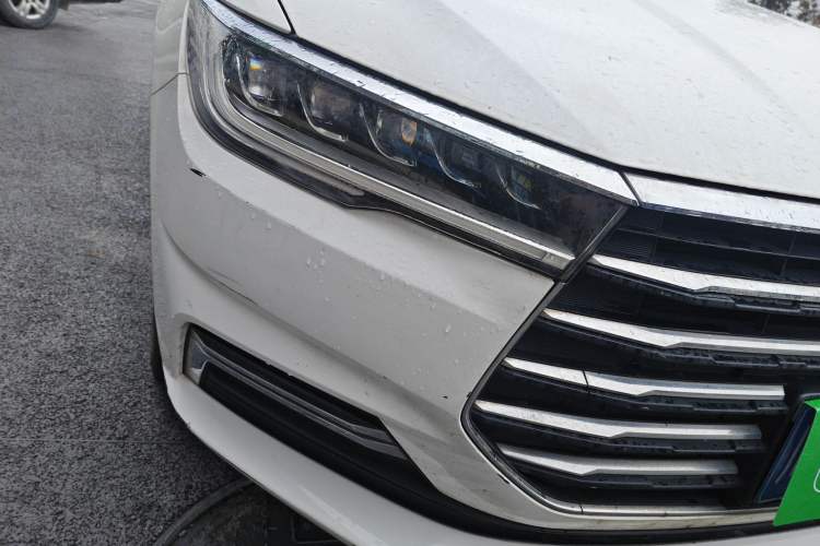 Used BYD Qin 2019 1.5L Automatic Prestige Model Right Front Headlight