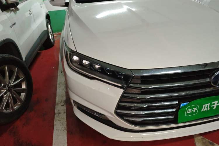 Used BYD Qin 2019 1.5L Automatic Luxury Model Right Front Headlight