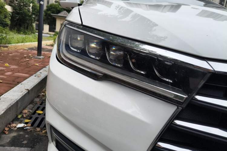 Used BYD Qin 2019 1.5L Automatic Prestige Model Right Front Headlight