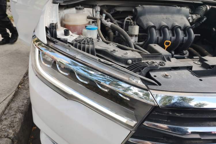 Used BYD Qin 2019 1.5L Automatic Prestige Model Right Front Headlight