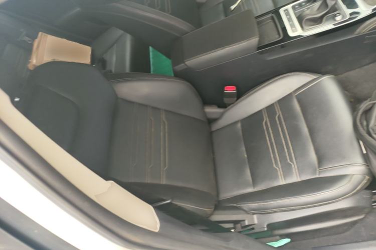 Used BYD Qin 2019 1.5L Automatic Luxury Model Right Front Seat