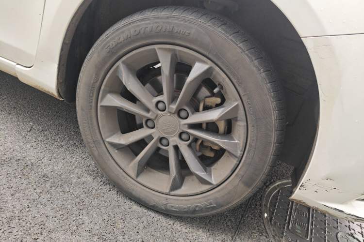 Used BYD Qin 2019 1.5L Automatic Prestige Model Right Front Wheel Hub