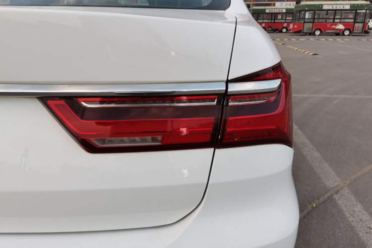 Used BYD Qin 2019 1.5L Manual Luxury Version Right Rear Taillight