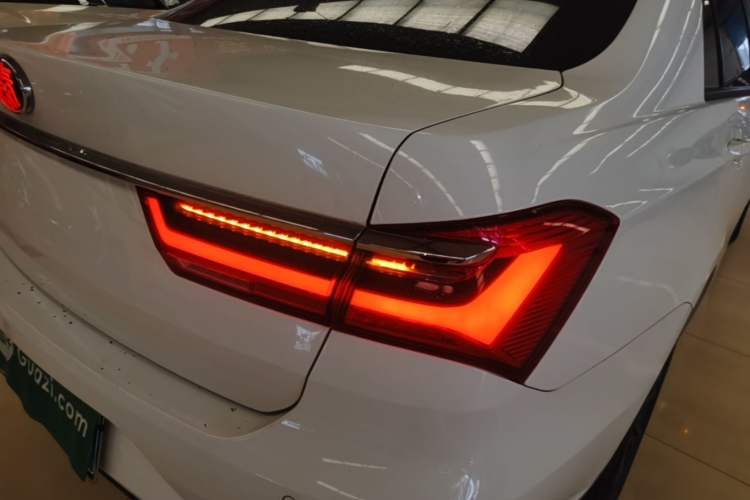 Used BYD Qin 2019 1.5L Automatic Luxury Model Right Rear Taillight