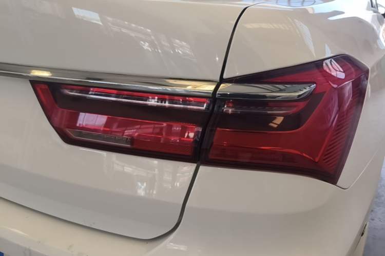Used BYD Qin 2019 1.5L Automatic Luxury Model Right Rear Taillight