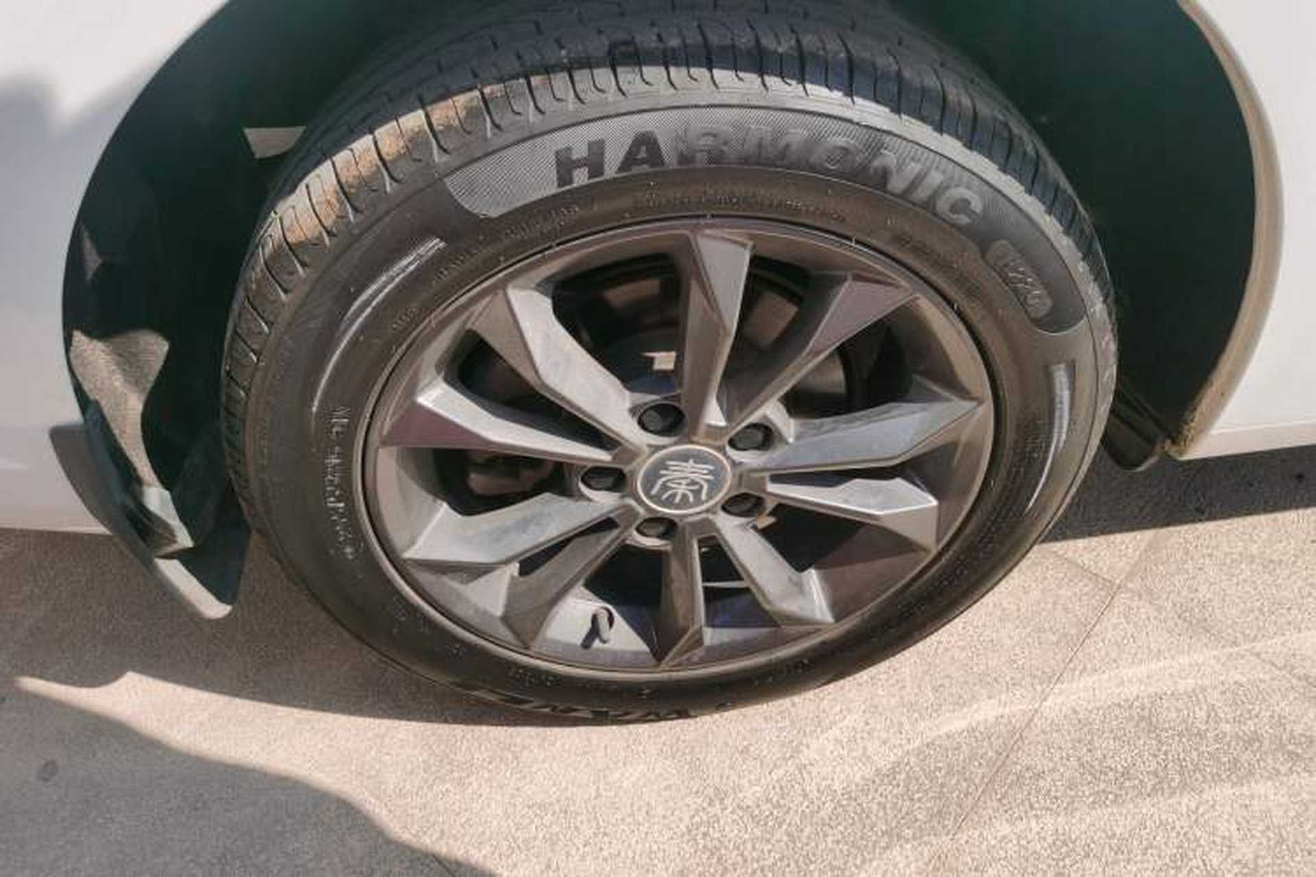 Used BYD Qin 2019 1.5L Automatic Luxury Model Right Rear Wheel Hub