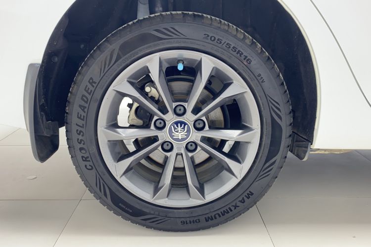Used BYD Qin 2019 1.5L Manual Comfort Version Right Rear Wheel Hub