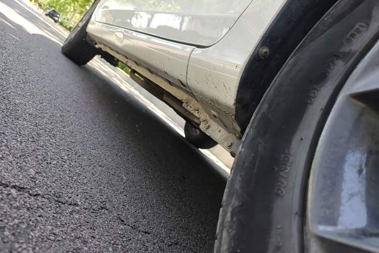 Used BYD Qin 2019 1.5L Manual Luxury Version Right Side Sill