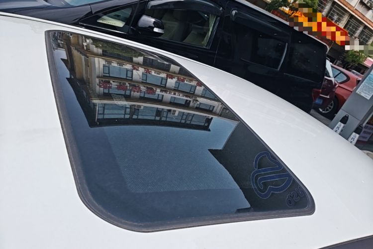 Used BYD Qin 2019 1.5L Automatic Prestige Model Roof
