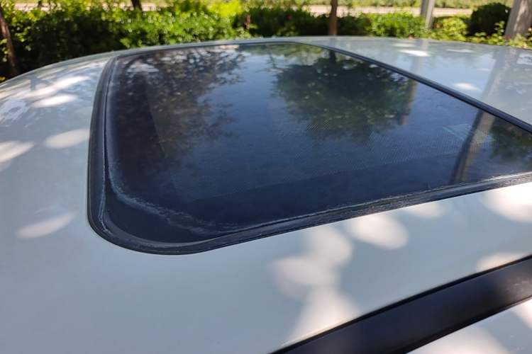Used BYD Qin 2019 1.5L Manual Luxury Version Roof