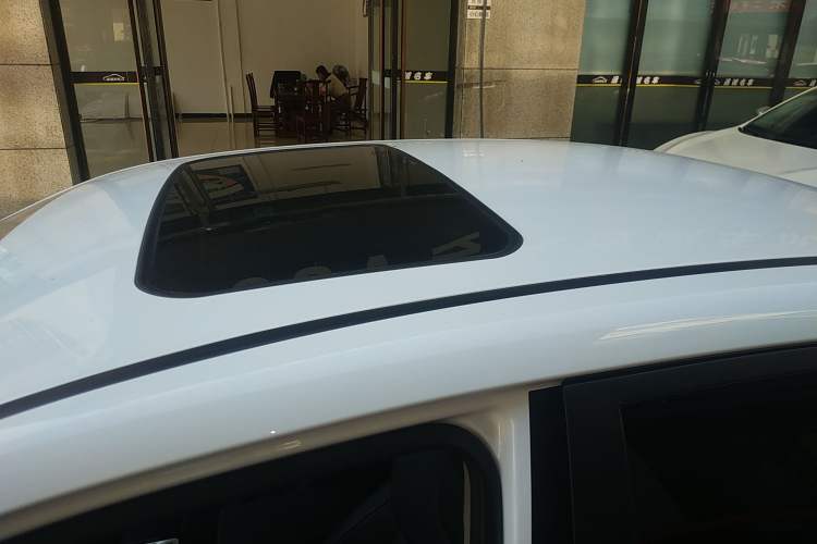 Used BYD Qin 2019 1.5L Automatic Prestige Model Roof