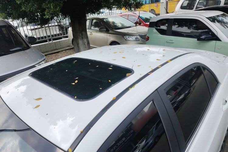 Used BYD Qin 2019 1.5L Automatic Prestige Model Roof