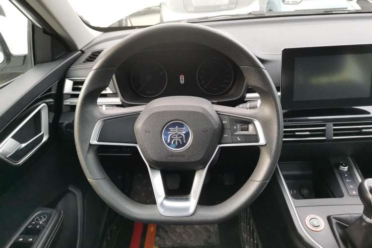 Used BYD Qin 2019 1.5L Manual Luxury Version Steering Wheel