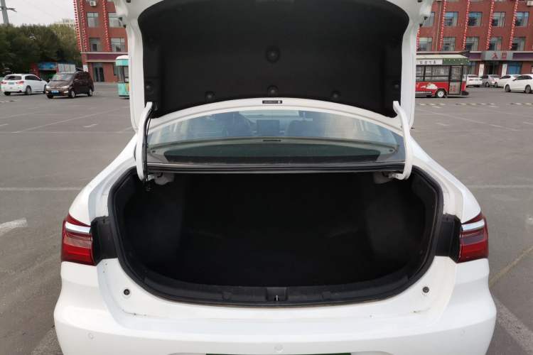 Used BYD Qin 2019 1.5L Manual Luxury Version Trunk