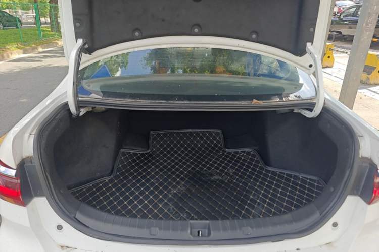 Used BYD Qin 2019 1.5L Automatic Luxury Model Trunk