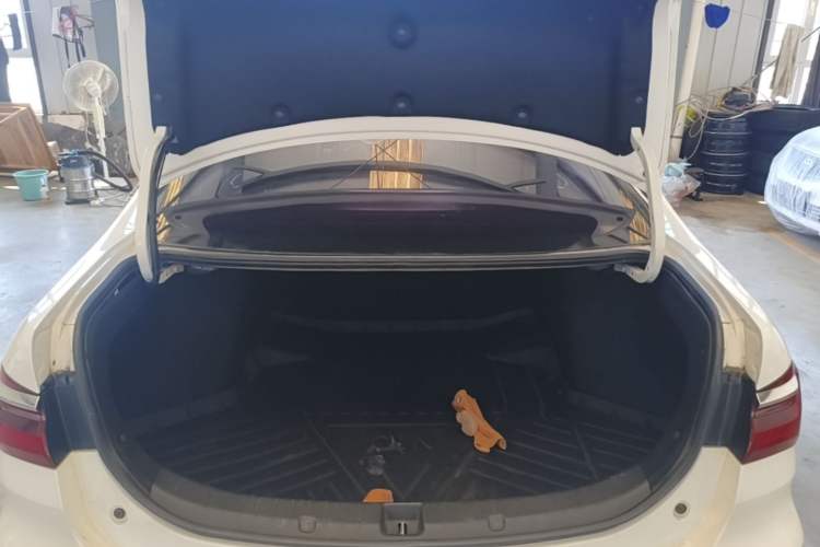 Used BYD Qin 2019 1.5L Automatic Luxury Model Trunk
