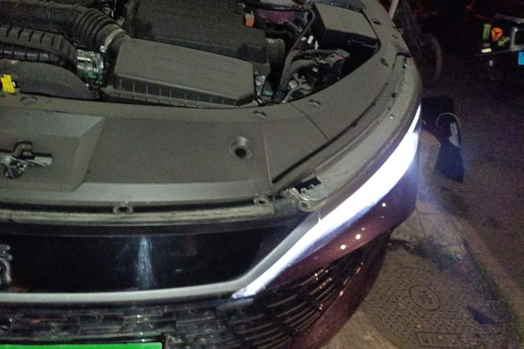 Used BYD Qin L 2024 DM-i 80KM Beyond Model Engine Bay Left
