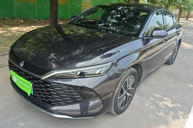 Ojetý BYD Qin L 2024 DM-i 120KM Beyond Model