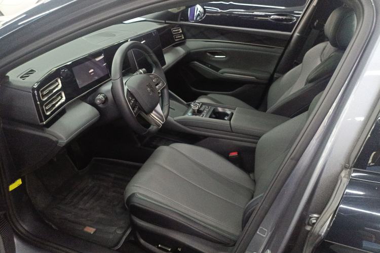 Used BYD Qin L 2024 DM-i 120KM Beyond Model Left Front Seat