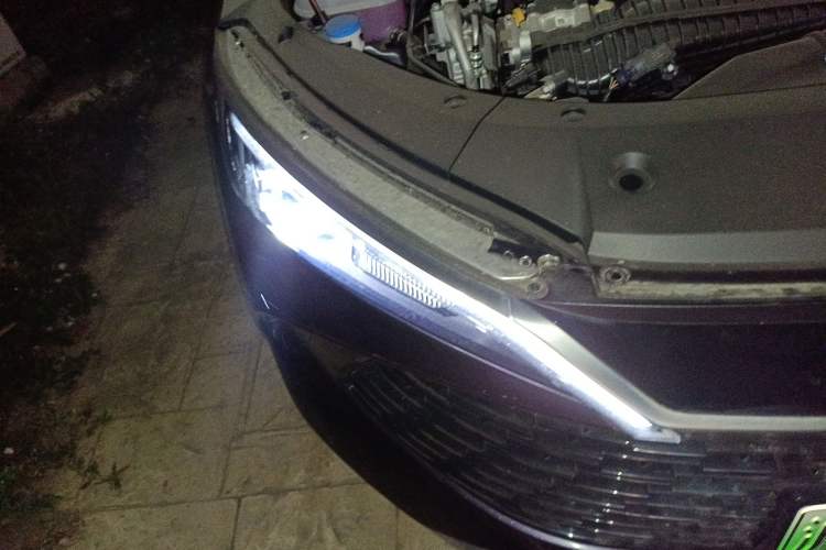 Used BYD Qin L 2024 DM-i 80KM Beyond Model Right Front Headlight