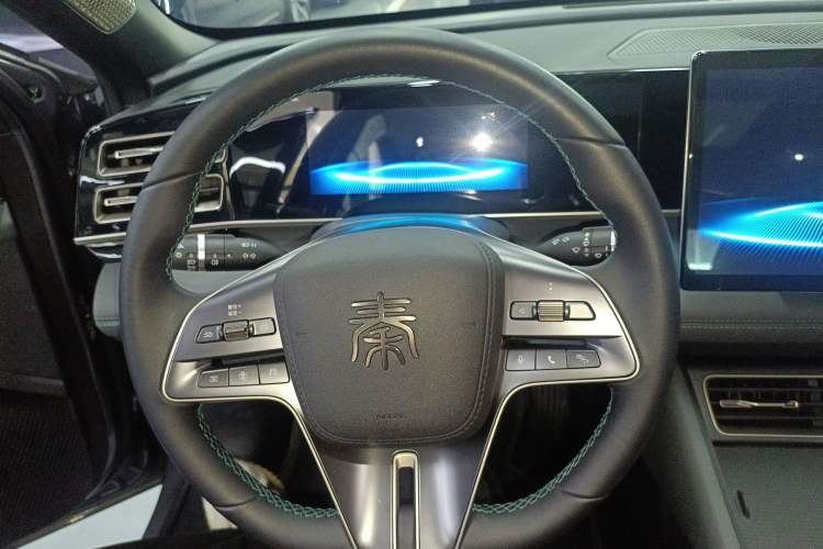 Used BYD Qin L 2024 DM-i 120KM Beyond Model Steering Wheel