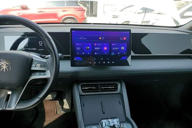 Used BYD Qin L 2024 DM-i 120KM Leading Model Audio And AC Panel