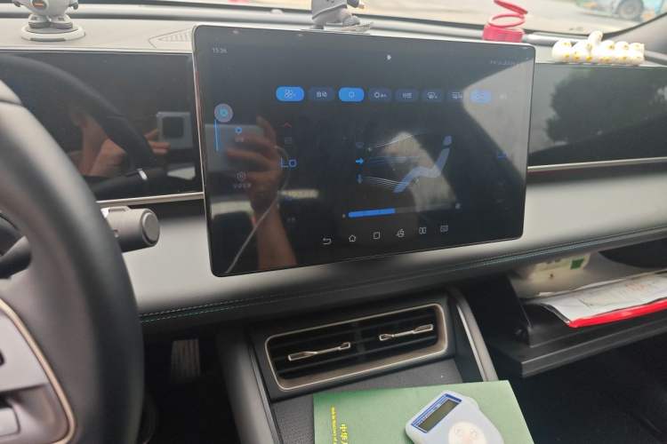 Used BYD Qin L 2024 DM-i 80KM Beyond Model Audio And AC Panel