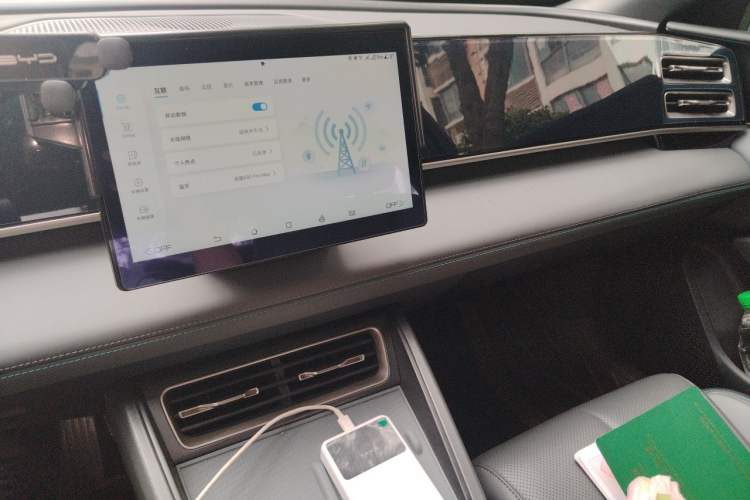 Used BYD Qin L 2024 DM-i 80KM Leading Model Audio And AC Panel