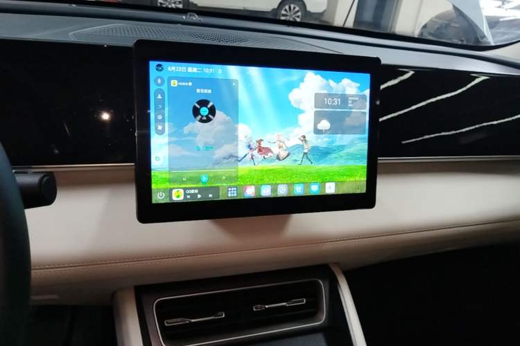 Used BYD Qin L 2024 DM-i 80KM Leading Model Audio And AC Panel
