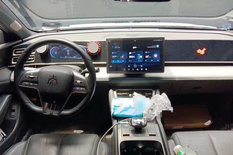 Used BYD Qin L 2024 DM-i 120KM Leading Model Center Console