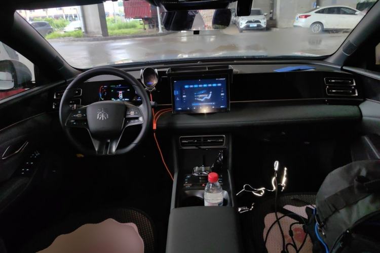 Used BYD Qin L 2024 DM-i 80KM Leading Model Center Console