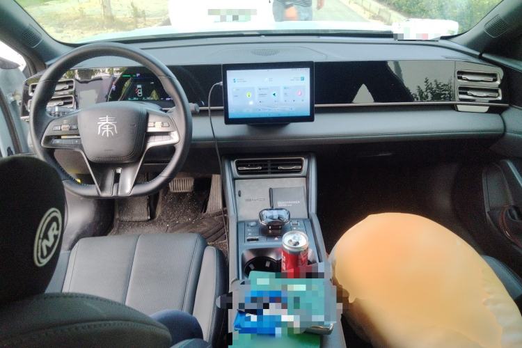 Used BYD Qin L 2024 DM-i 80KM Leading Model Center Console