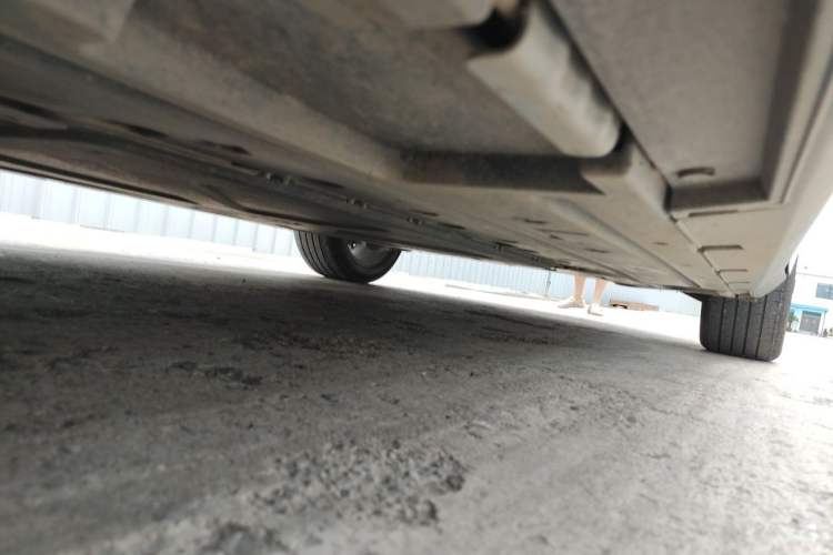 Used BYD Qin L 2024 DM-i 120KM Excellence Model Chassis Front Left