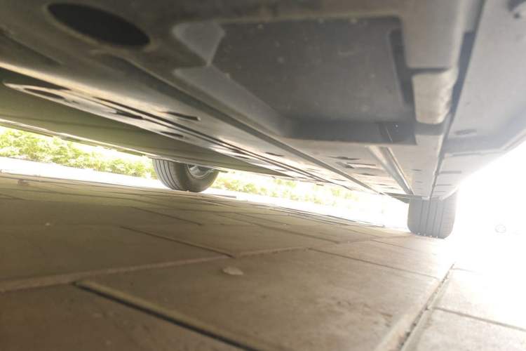 Used BYD Qin L 2024 DM-i 80KM Leading Model Chassis Front Left