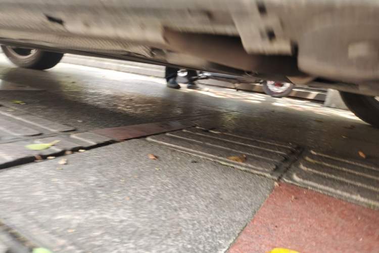 Used BYD Qin L 2024 DM-i 120KM Excellence Model Chassis Front Right