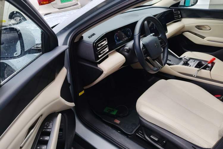 Used BYD Qin L 2024 DM-i 80KM Beyond Model Driver Seat
