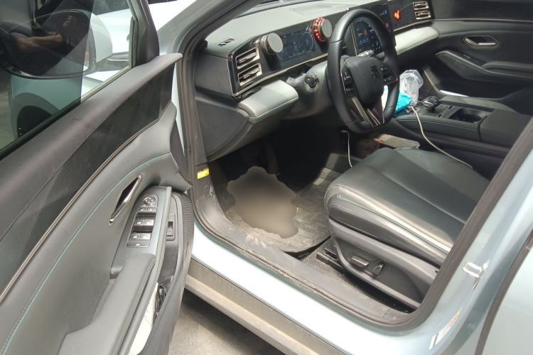 Used BYD Qin L 2024 DM-i 120KM Leading Model Driver Seat