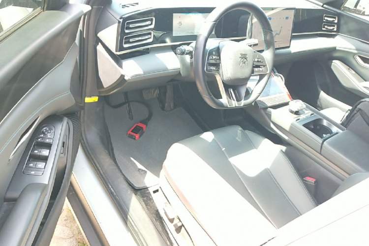 Used BYD Qin L 2024 DM-i 80KM Beyond Model Driver Seat