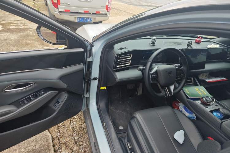 Used BYD Qin L 2024 DM-i 80KM Beyond Model Driver Seat