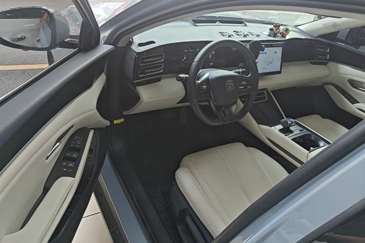 Used BYD Qin L 2024 DM-i 80KM Leading Model Driver Seat
