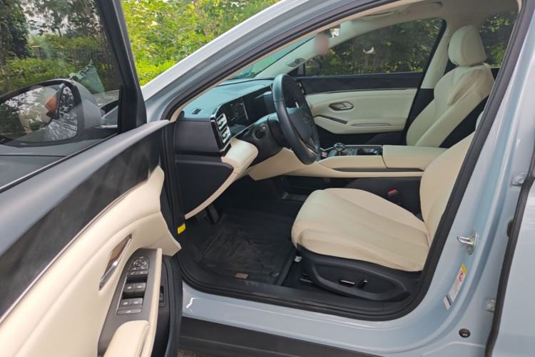 Used BYD Qin L 2024 DM-i 120KM Beyond Model Driver Seat