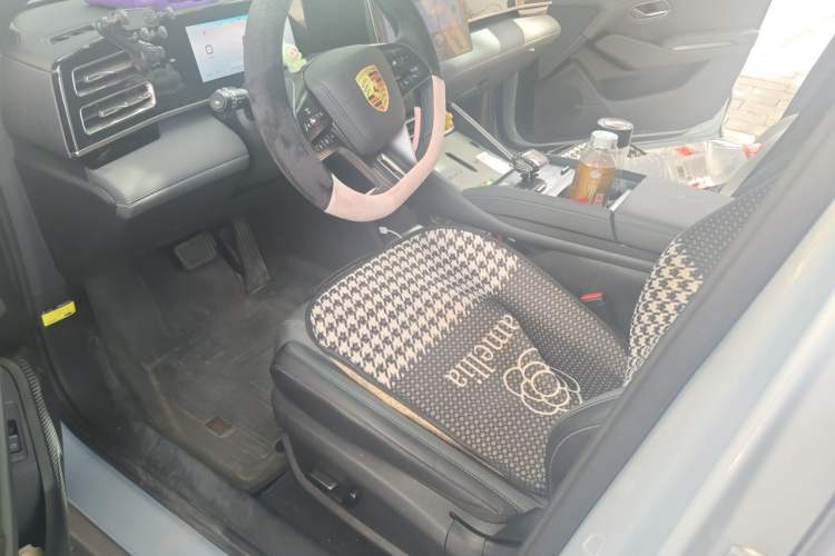 Used BYD Qin L 2024 DM-i 120KM Leading Model Driver Seat