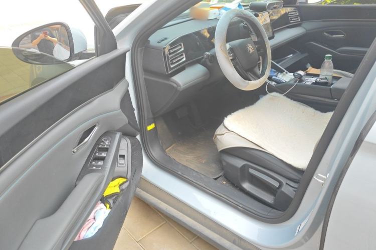 Used BYD Qin L 2024 DM-i 80KM Leading Model Driver Seat