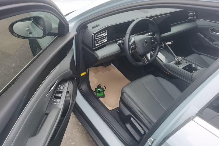 Used BYD Qin L 2024 DM-i 80KM Leading Model Driver Seat