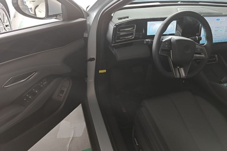 Used BYD Qin L 2024 DM-i 80KM Leading Model Driver Seat