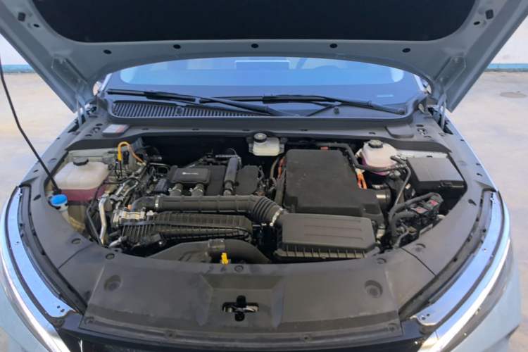 Used BYD Qin L 2024 DM-i 80KM Beyond Model Engine Bay