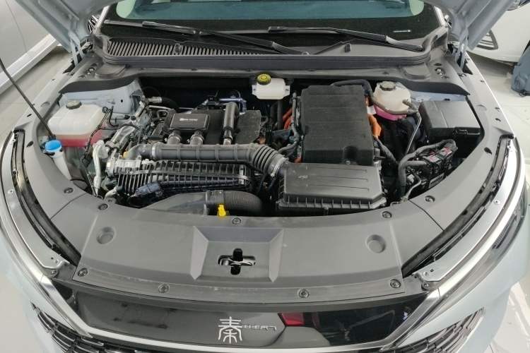 Used BYD Qin L 2024 DM-i 120KM Beyond Model Engine Bay